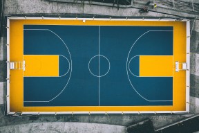 国际足联世界杯2026-阿扎伦卡巴塞罗那封后，七场碾压式胜利，极限挑战铸就传奇